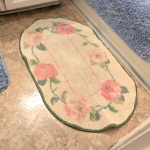 Floral Cream Bath Rug